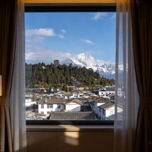 山屿墅·雪山观景 LIFE 美宿(丽江古城南门忠义夜市店)