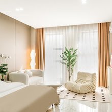 寻见·春日里|TheBeautyofTheEast青柠微影民宿(白城一中店)