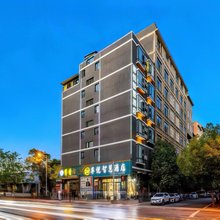 尊悦·智慧酒店(曲靖麒麟区南城门店)