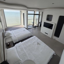 听浪伴海民宿