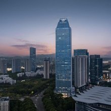 惠州华贸天地荣灿江景亚朵酒店