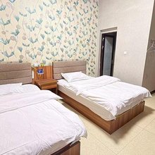 曲靖七彩谷酒店