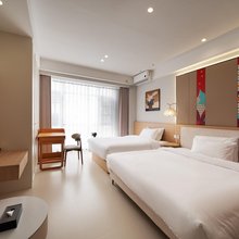 时光里·SKY HAVEN高空城景民宿(怀化高铁站体育中心店)