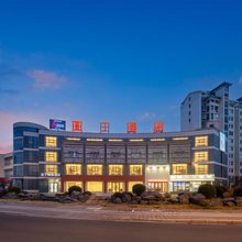 亚丁精品酒店(无锡新之城店)