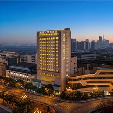美豪怡致酒店(南昌八一广场丁公路南地铁站店)