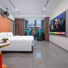 战神电竞酒店(长沙高铁南站国际会展中心店)