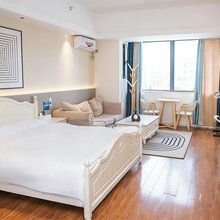 柏羽轩民宿(柳州城中万达店)