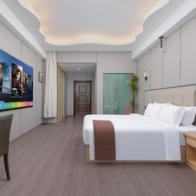 青桔酒店(长沙中信湘雅医院和馨园地铁站店)