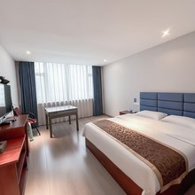 六枝特区狄斯酒店
