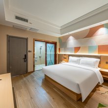 云之尚酒店(文山七花广场城北客运站店)