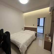 赛博电竞民宿(北部新洲店)