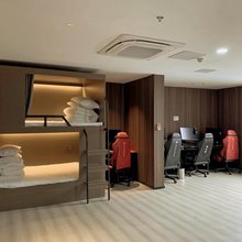 悦君电竞酒店