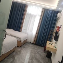 河畔云栖酒店