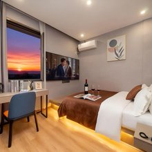 摩登丽致酒店(衡阳万达广场岳屏公园店)