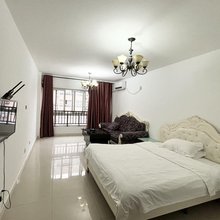 重庆逸君主题公寓(沙坪坝三峡广场店)