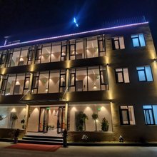 在山·设计师现代美学·山景诧寂美宿