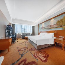美娱·星峰电竞酒店(商丘体育馆万达广场店)
