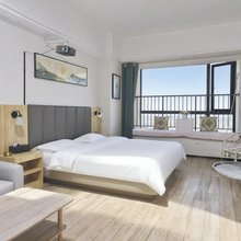 碧岸观影公寓(新郑双湖大道龙湖锦艺城店)