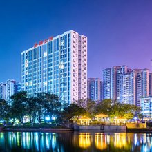 洛城·高空云端城景｜City·View公寓(市广路地铁站店)
