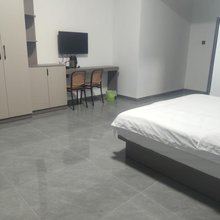 景洪湖畔雅公寓