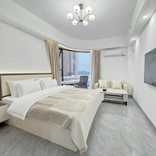 柚光·城市景观·轻奢公寓(南宁兴宁吾悦广场店)