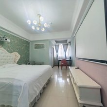 郑州乐程时尚民宿(正弘城世豪小公馆店)