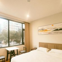 兴悦酒店(彩灯公园店)