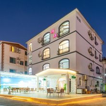 深圳明珠精美民宿(较场尾店)