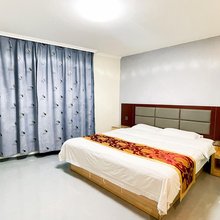 广州小柚子公寓(厦滘地铁站店)