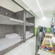 熊猫电竞酒店(贵阳黔灵山公园延安西路地铁站店)