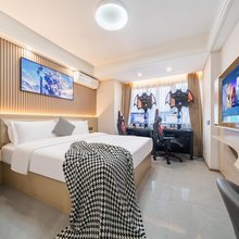 微爱电竞酒店(杭州电子科技大学高沙路地铁站店)