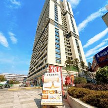 全季丽雅酒店(成都温江大学城万盛地铁站店)