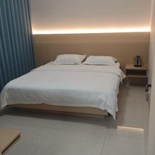 石首星辰逸商务宾馆