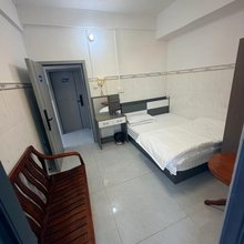 友朋住宿(广州番禺广场地铁站店)