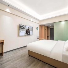 钰辰观影民宿(兴庆万达店)