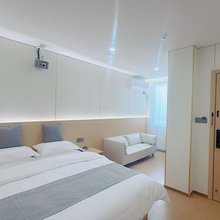 耀宣酒店(开封万岁山大宋武侠城清明上河园店)