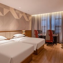 青喵电竞(玉林金城中心店)