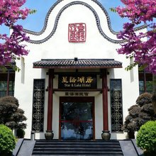 肇庆星语湖居酒店