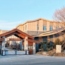 宝清冰雪温泉假日酒店