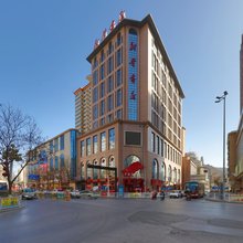 延安栖云听月酒店(宝塔山中心街万达广场店)