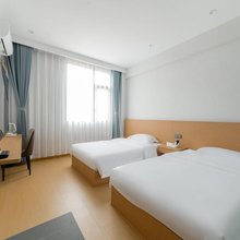 东润丰酒店(自贡彩灯公园店)