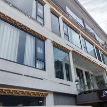 梅里云端青旅