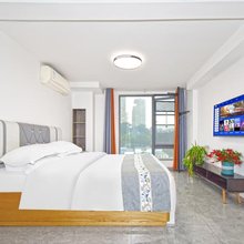 重庆渝舒酒店(茶园首创奥莱欧式风情旅游区店)