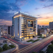 韩元·臻品｜PLUSHNESS·DREAMLY舒眠酒店(延吉延边大学网红墙店)
