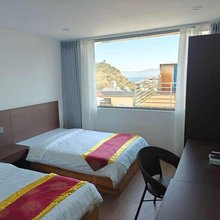 依禄酒店