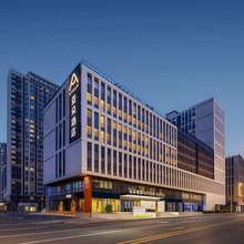 北京总部基地福慧路亚朵酒店
