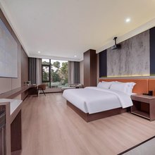 江畔·悦景酒店(柳州五星商业步行街音乐喷泉店)