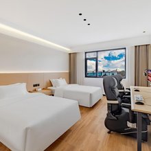 森屿悦·电竞美宿(婺源高铁站店)