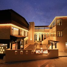 VillaCourtyard·梅里山尊别院(飞来寺景区店)