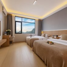 荔波·橙暖│ LightLuxury·SMART舒适智能美学酒店(民生路美食街店)